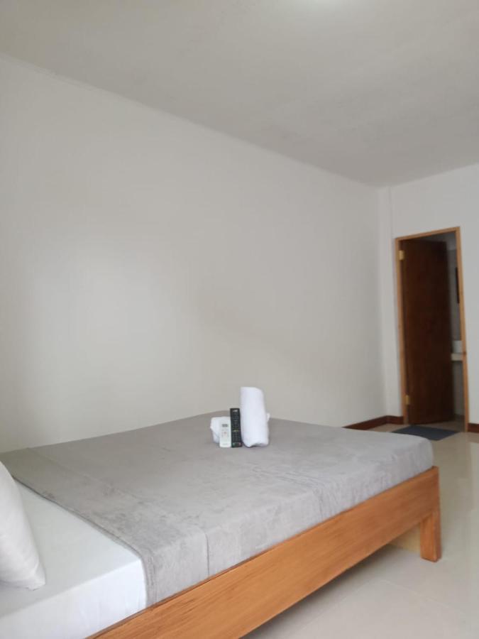 آنغلوس __Aplaridel Inn Suites__ المظهر الخارجي الصورة