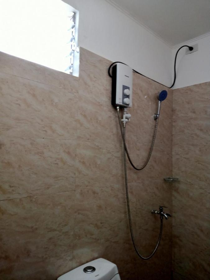 آنغلوس __Aplaridel Inn Suites__ المظهر الخارجي الصورة